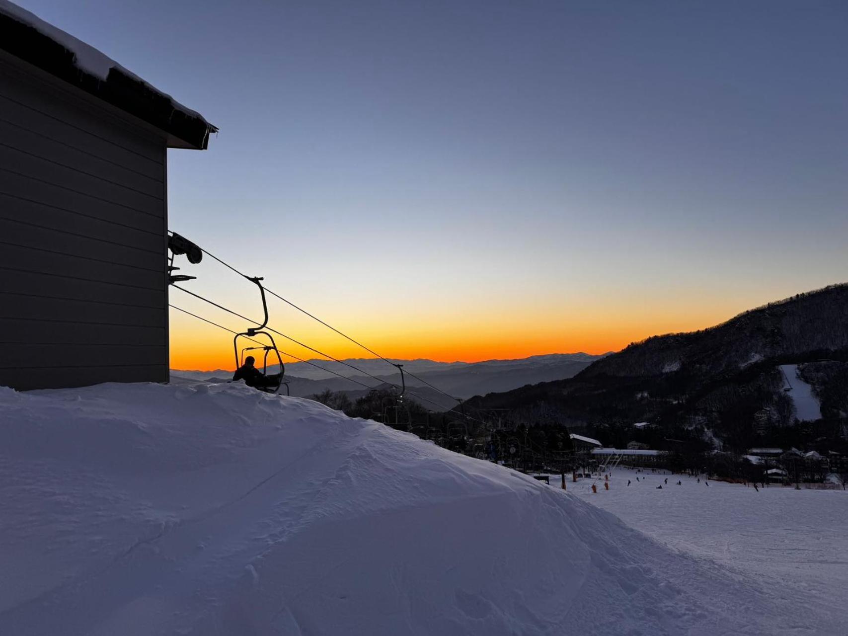 Snowfall Meteor 飛雪流星 上山市 エクステリア 写真